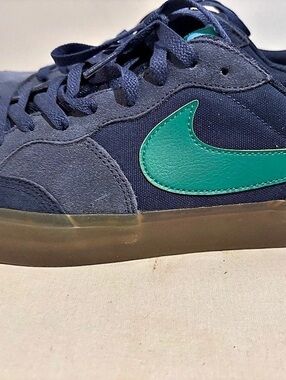 Nike SB Zoom Blazer Low Sneakers Blue & Green